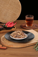 Shandong Farmers Fresh Fried Grasshoppers Traditional Asian Insect Cuisine with Tea and Chilies