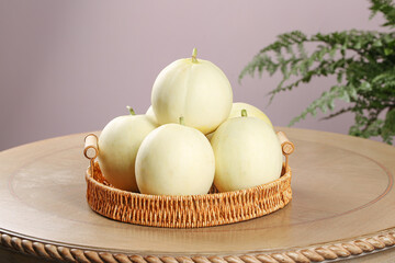 Fresh Yanliang White Melons from Shaanxi China in Wicker Basket - Premium Organic Produce