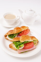 クロワッサンサンドイッチ