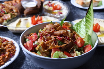 Fattoush Salad &ndash; Traditional Lebanese Fresh Vegetable Salad