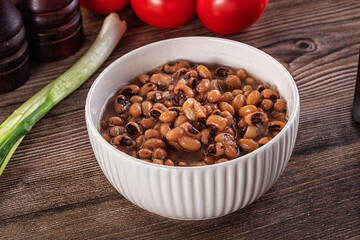 Canned Black eye bean in the bowl