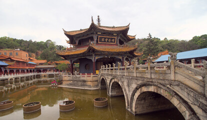 Naklejka premium Yuantong temple