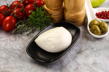 Gurmet organic mozzatla dairy cheese