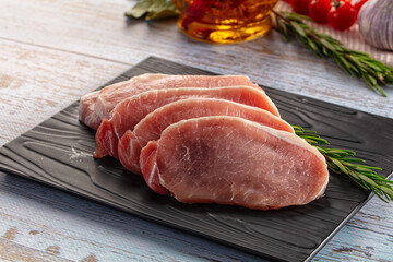 Raw pork carbonate for cooking