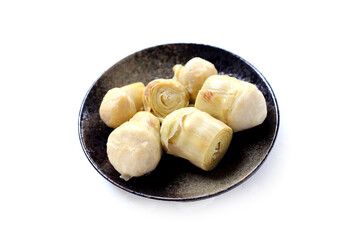 Artichoke hearts preserved in brine