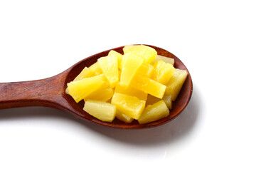 Sweet pineapple chunks in light syrup
