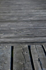 drewniany pomost © Justyna