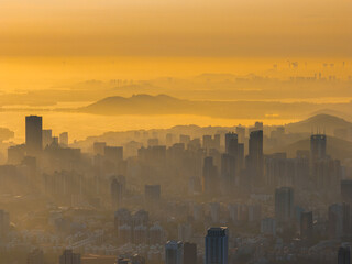 Fototapeta premium Wuhan Summer City Skyline Sunrise Scenery