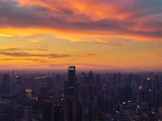 Fototapeta premium Wuhan Summer City Skyline Sunrise Scenery