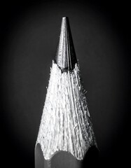Close-up pencil tip, sharp and detailed