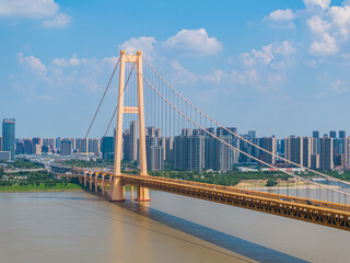 Fototapeta premium Wuhan city landmark skyline scenery