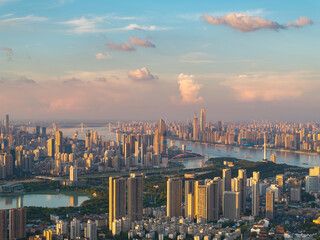 Obraz premium Wuhan city landmark skyline scenery