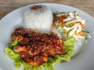 Fried prawns with rice