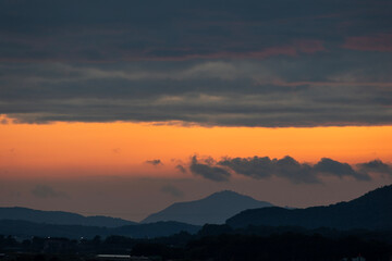 Obraz premium sunset over the mountains