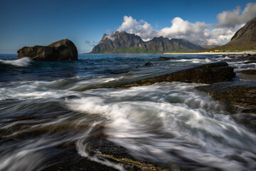 The restless sea of Uttakleiv