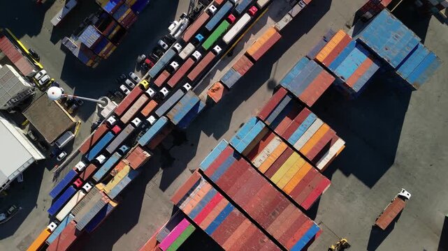 drone vista sul porto di Salerno, Italia