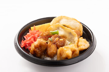 揚げ餃子　唐揚げ　弁当