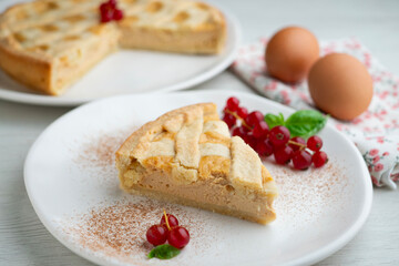Italian crostata cake filled with ricotta cheese.