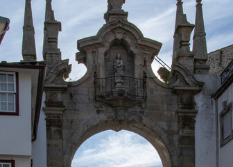 The arco da porta nova gate in braga