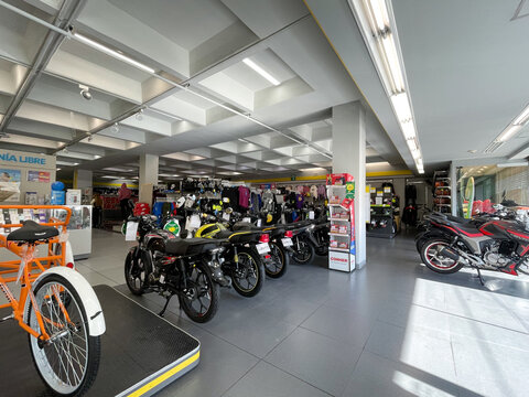 Interior of Coppel store, Coppel department store, BanCoppel, Afore Coppel, Agust&iacute;n Coppel Luken, Enrique Tamayo, Guadalajara, Jalisco, M&eacute;xico, December 2, 2024. Elektra, electra, sears, liverpool.
