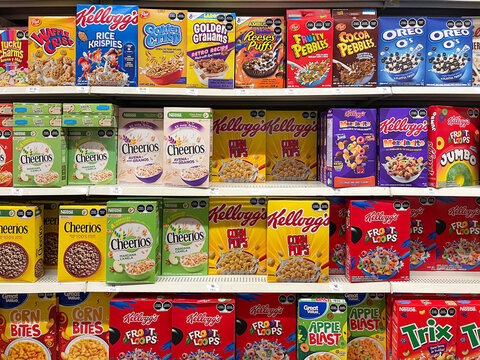 Cereal boxes on shelves in a supermarket, kelloggs, great value, post, nestle, quaker. Guadalajara, Mexico, March 30, 2024.