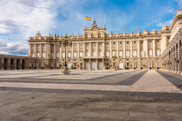Fototapeta premium Royal palace in Madrid, Spain