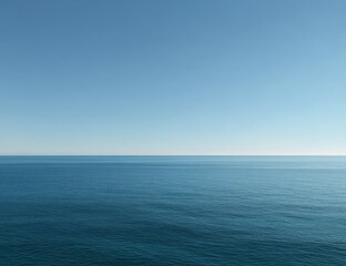 Obraz premium Tranquil ocean and sky