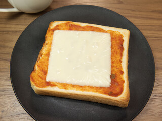 ピザトースト