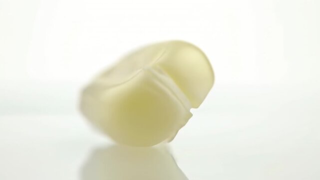 Close-up of a pale yellow kernel