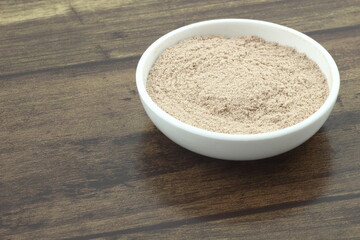 栄養補給に最適でシンプルな薄茶色プロテイン