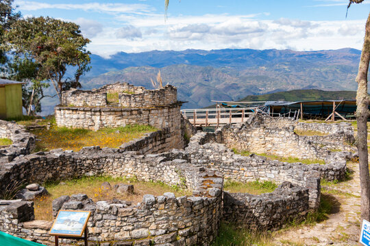 Sitio arqueol&oacute;gico de kuelap