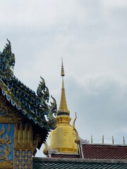 Fototapeta premium Hariphunchai Pagoda in Lamphun Thailand