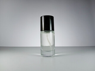Picture of a bottle of perfume with white background. This photk can be use to promote clean life 