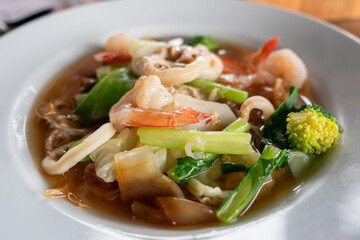 Delicious shrimp stir-fry recipe home kitchen food bright environment close-up culinary delight