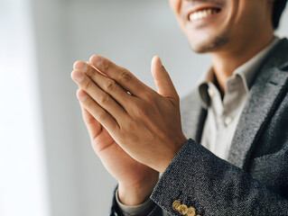 man clapping hands in appreciation 