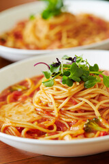 spaghetti with tomato sauce