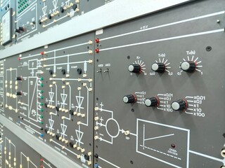 photo of learning media for electrical engineering in the form of an electric trainer