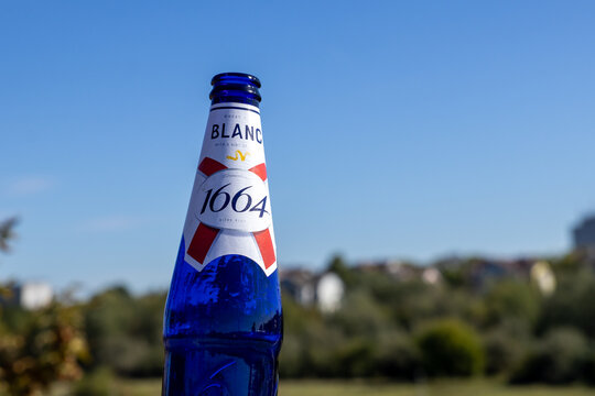 1664 Beer Images – Browse 322 Stock Photos, Vectors, and Video