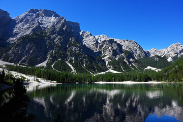 Beautiful panorama of Bries lake