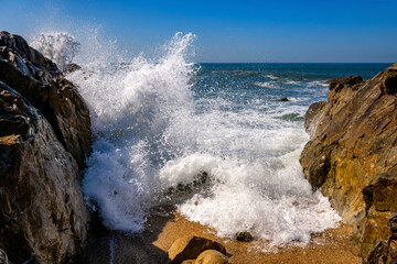 Breaking Wave Scene The Granite
