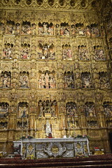 Altar principal da Catedral de Sevilha na Espanha