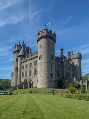 Fototapeta premium Lough Eske Castle