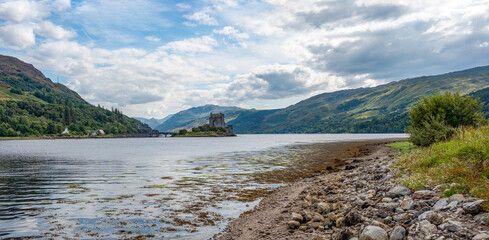 Eilean Donan Castle – 100-Megapixel-Panoramaaufnahme in den schottischen Highlands, aufgenommen...