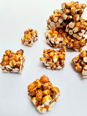 Traditional Javanese Popcorn and Peanut Brittle: A Sweet and Crunchy Delight
