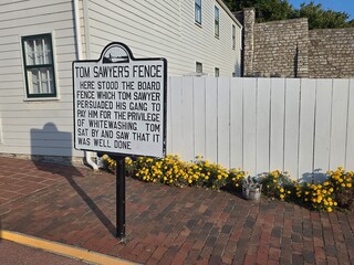 Mark Twain's Boyhood home and White Picket Fence on Hill Street in Hannibal Missouri 09.15.2025