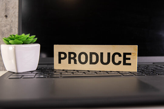 text produce. facade boutique footwear manufacturer