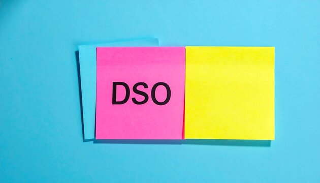 Two colorful sticky notes with the text DSO