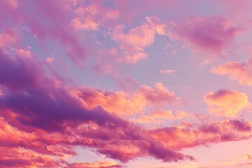 Obraz premium Pink-hued sunset cloudscape