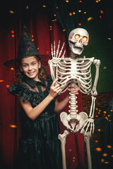 Fototapeta premium little witch skeleton