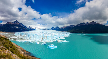 Perito Moreno Glacier high resolution wide angle panoramic landscape mountain summit in argentinian Patagonia. Iconic landscape of El Calafate famous glacier in South America, Argentina